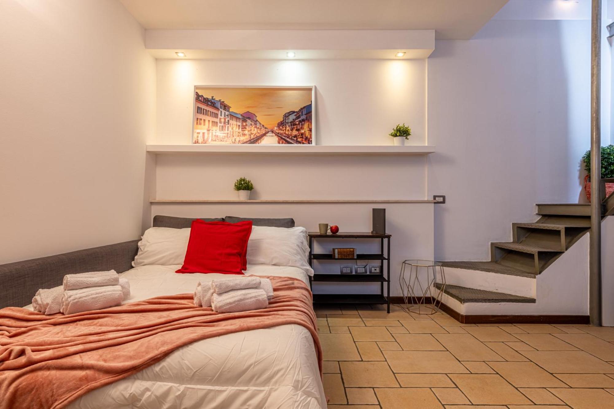Appartamento Romantic Navigli - 15min Duomo - Free Parking