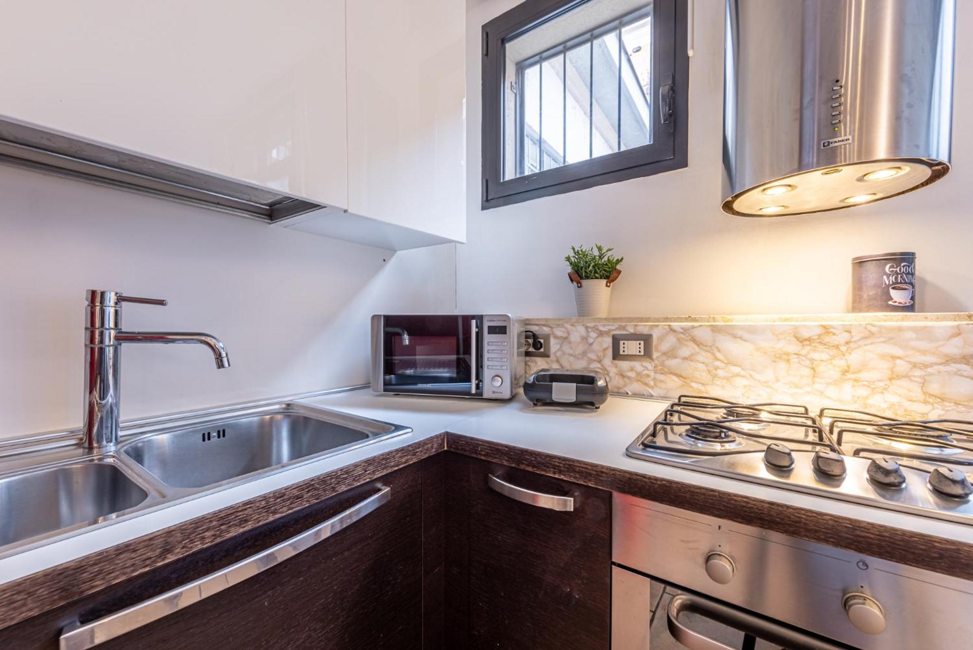 Appartamento Romantic Navigli - 15min Duomo - Free Parking